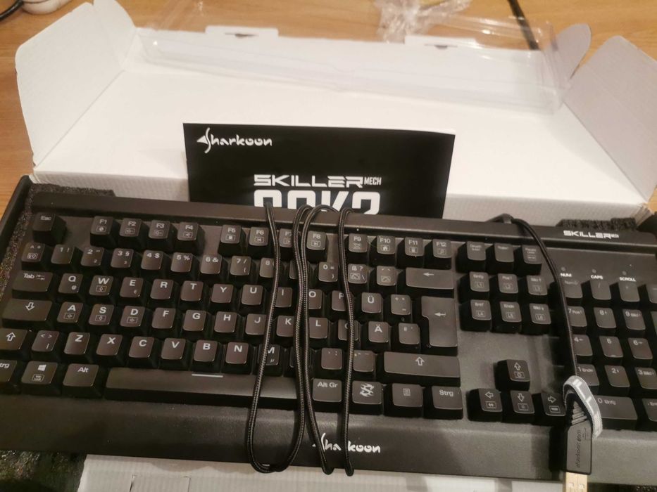 Tastatura on led ne folosita