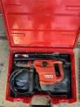 Hilti bormasina/rotopercutor Te50 avr vand urgent !!nu Dewalt Makita