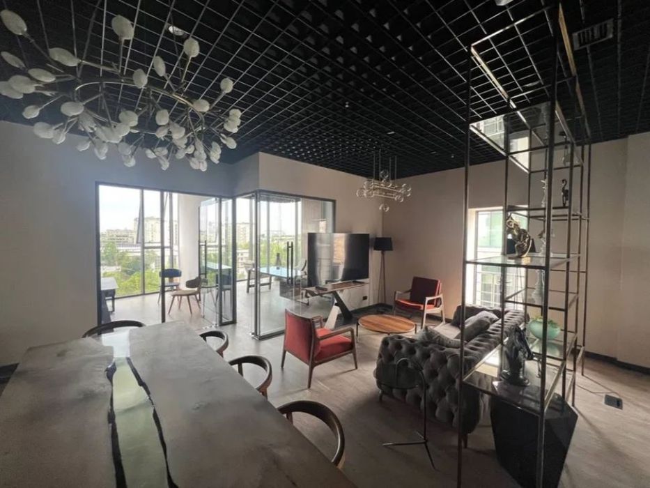 Аренда офиса на Шота Руставели. Сеул Мун. 140 м²