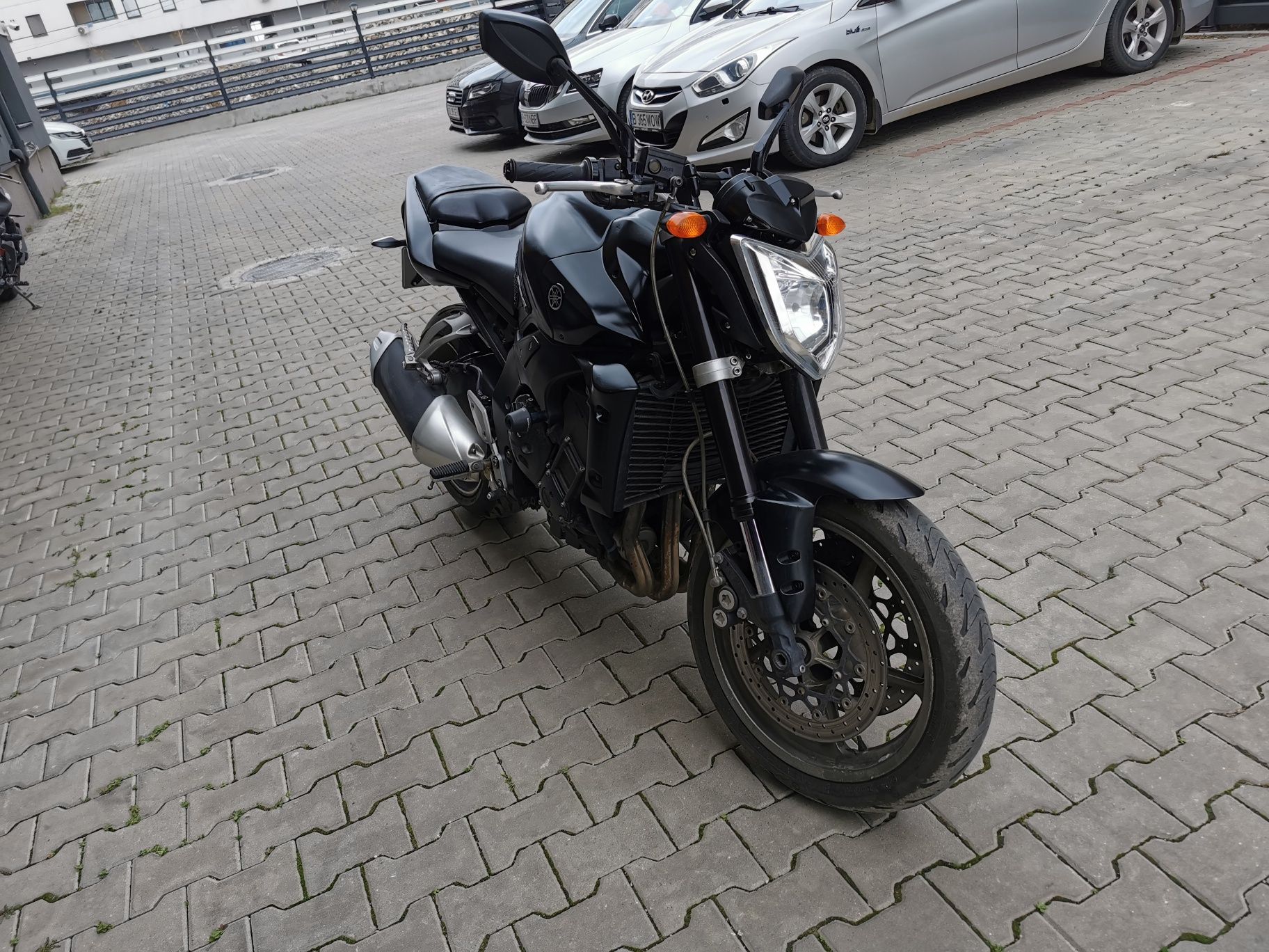 Yamaha fz1  2008