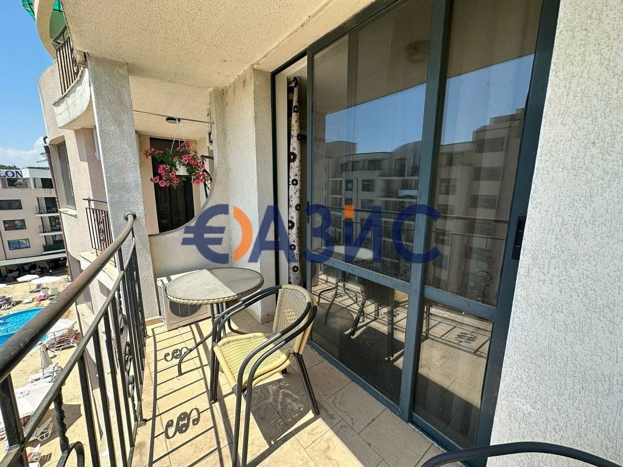 Продава се Двустаен апартамент в к.к. Слънчев бряг - 82 кв.м за 696 €/кв.м - Снимка #12