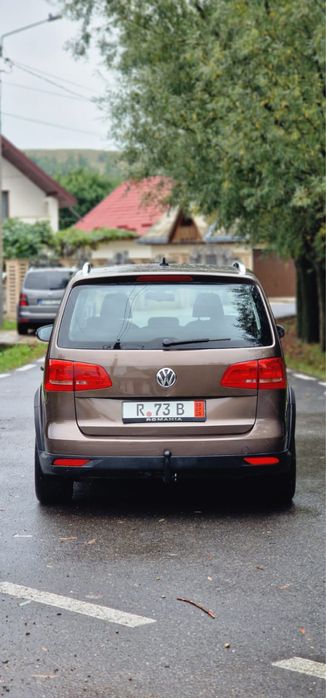 Volkswagen Touran Cross ..2.0TDI-140CP ..An fabricație:2012 ..Euro 5