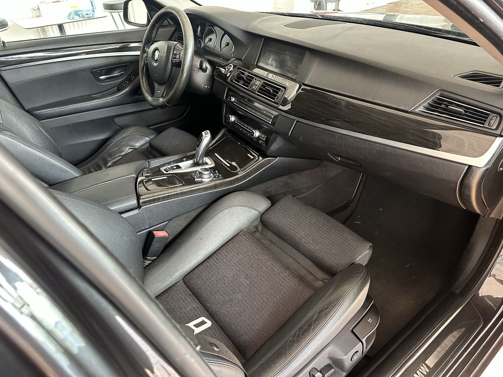 Bmw F10 530d Xdrive fab 2013. 258cp. Inmatriculat. Motor defect 4500€