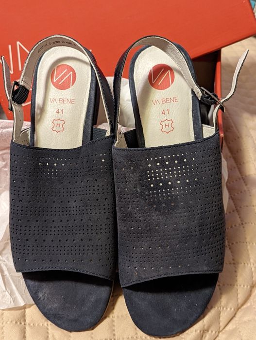 Va Bene 41 sandale papuci piele 100% pret magazin 229 RON