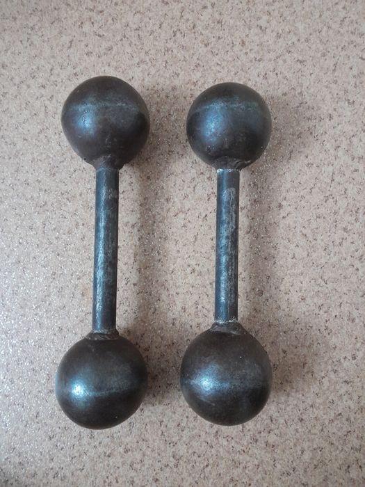 Гантели железные