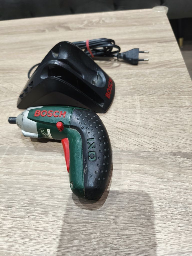 Surubelnita electrica Bosch Oxi