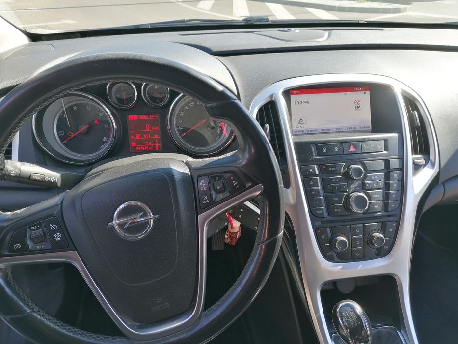 Opel astra J 1.6 2015