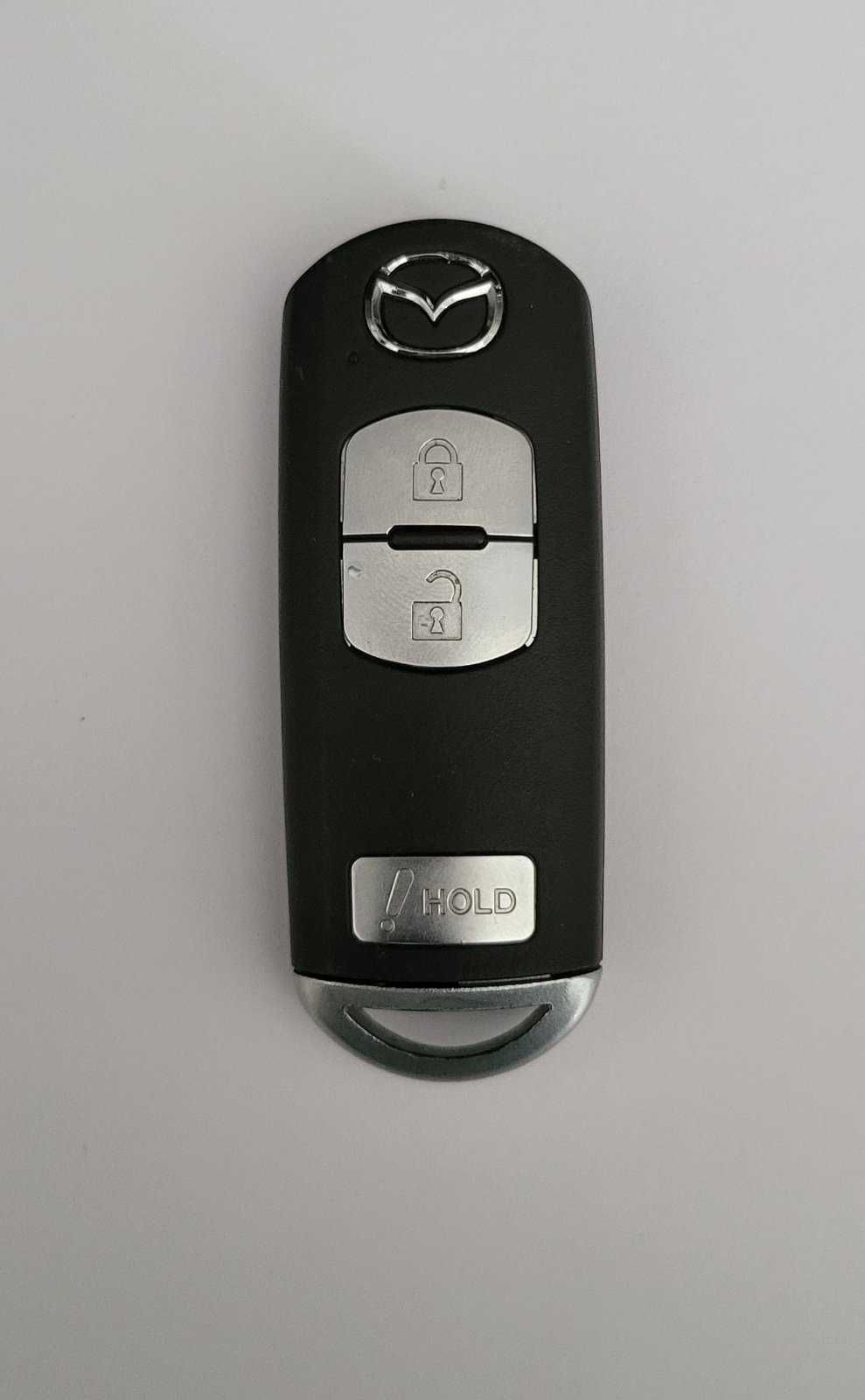 Ключ оригинален за канадска Mazda CX-3 и CX-5 от 2013 до 2017