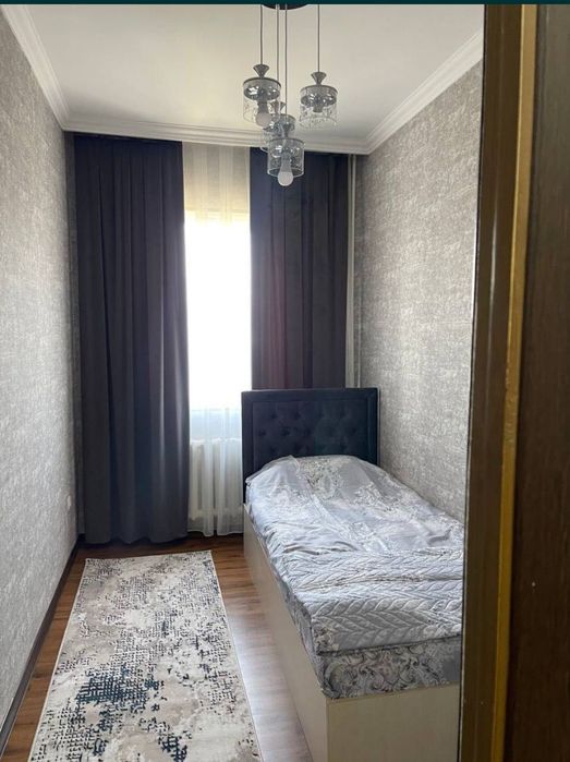 Чилонзор метро олдида 3 хонали квартира ижарага берилади