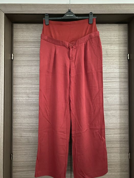 Pantaloni largi gravide