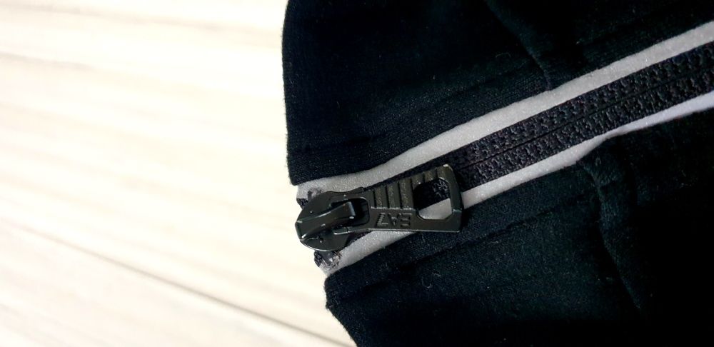 Emporio Armani EA7 Full Zip  L / XL НОВО! ОРИГИНАЛ! Мъжко Горнище!