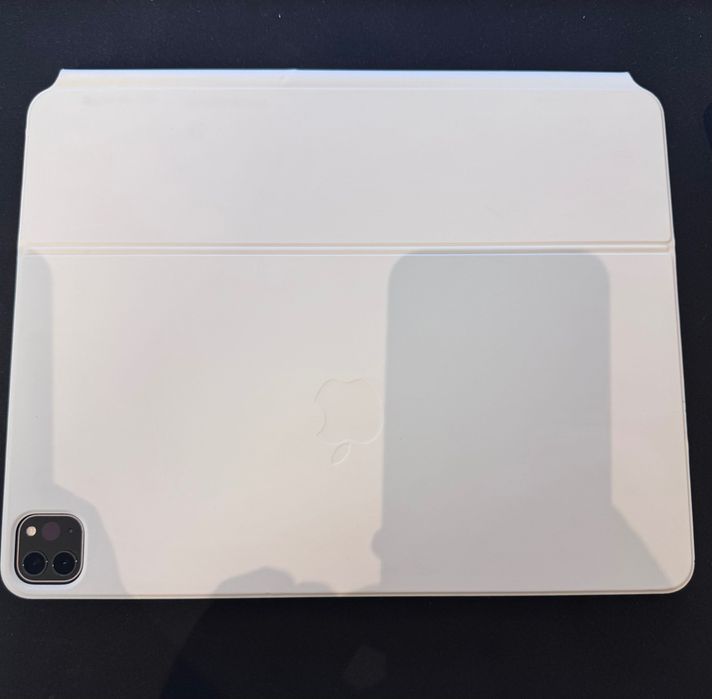 iPad Pro 12.9 512GB (5th gen) + Magic Keyboard