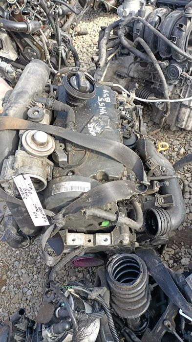 Motor complet fara anexe Volkswagen Golf 5 plus 1.9tdi 105 cp