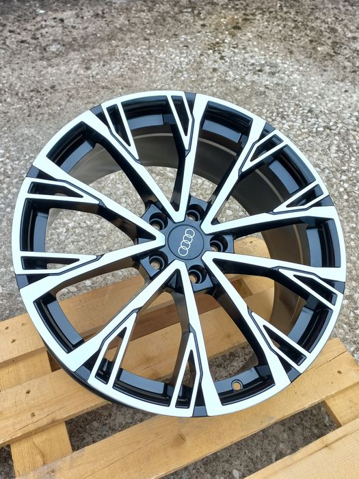 19 Audi Rs line A6 A7 A8 Q3 Q5 Rs6 Rs7 Piano Black 8.5j et35 Чисто Нов