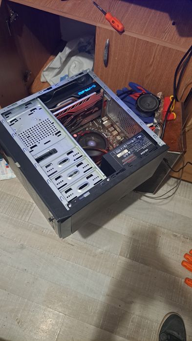 Pc light gaming si laptopuri office