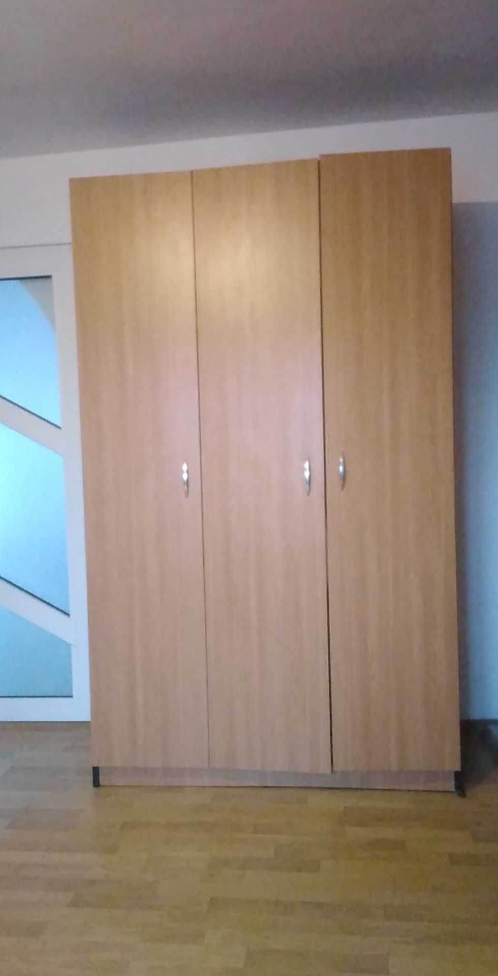 Sifonier cu 3 usi de vanzare