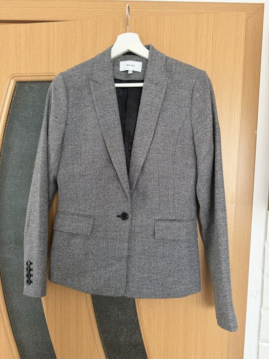 Сако Reiss - S/M