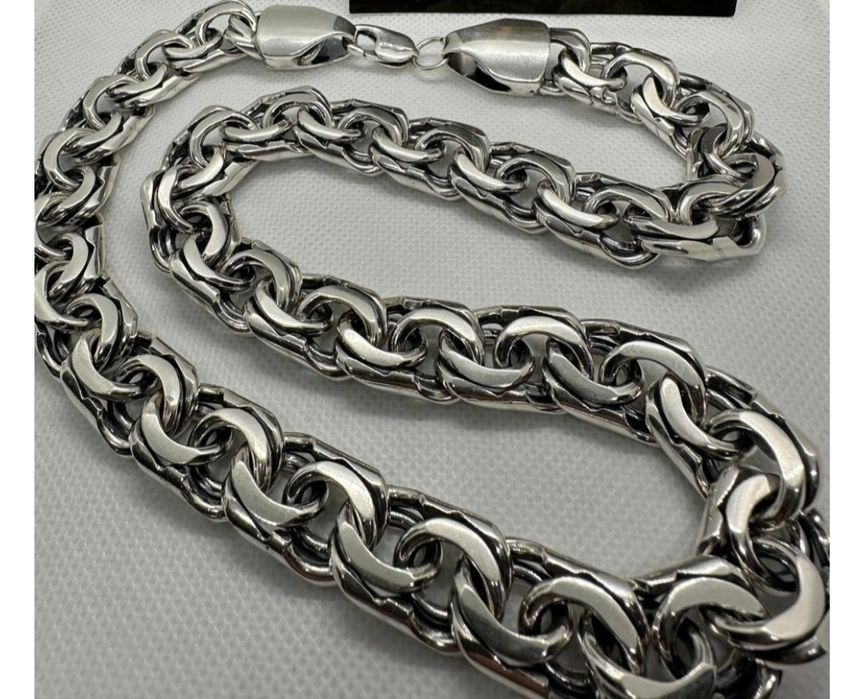 Продам серебряную цепочку ручной работы.