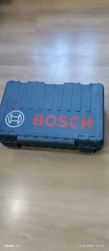 Продаю отбойник Bosch
