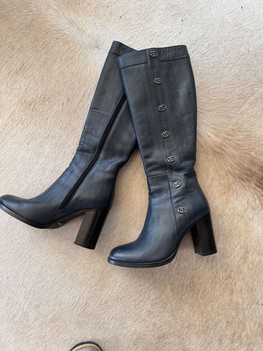 Продавам зимни ботуши