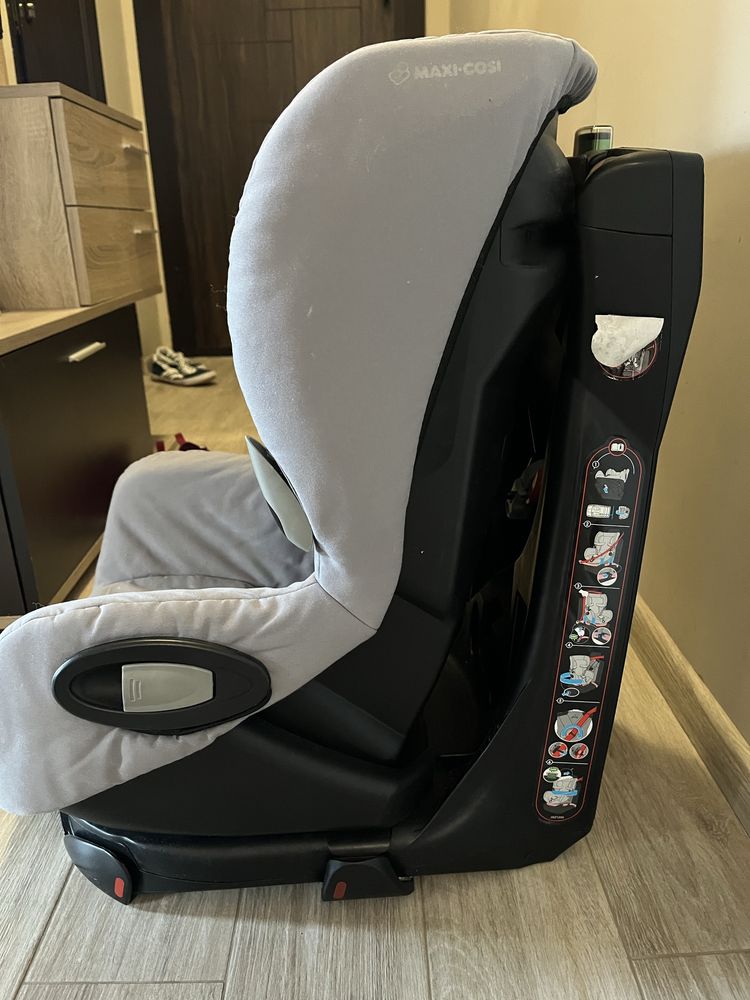 Столче за кола Maxi cosi axiss