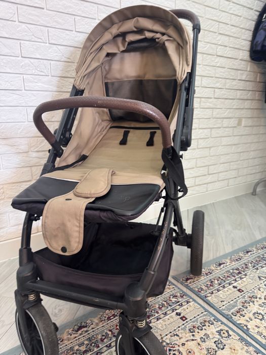 Tomix  фмрмасының каляскасы сатылады өте жақсы жағдайы
