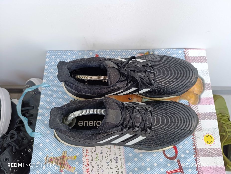 ''Adidas Energy Boost''оригинални маратонки 44 номер