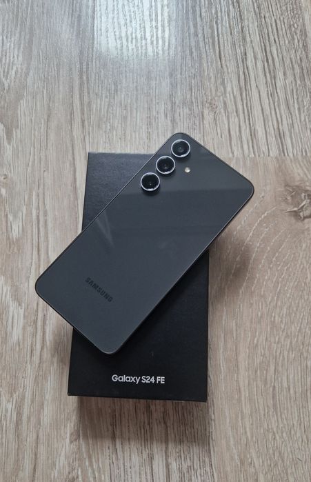 Samsung Galaxy S24 5G~Cutie~Factura~Garantie~Ca nou