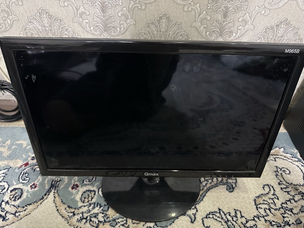 Продам монитор QMAX M965B