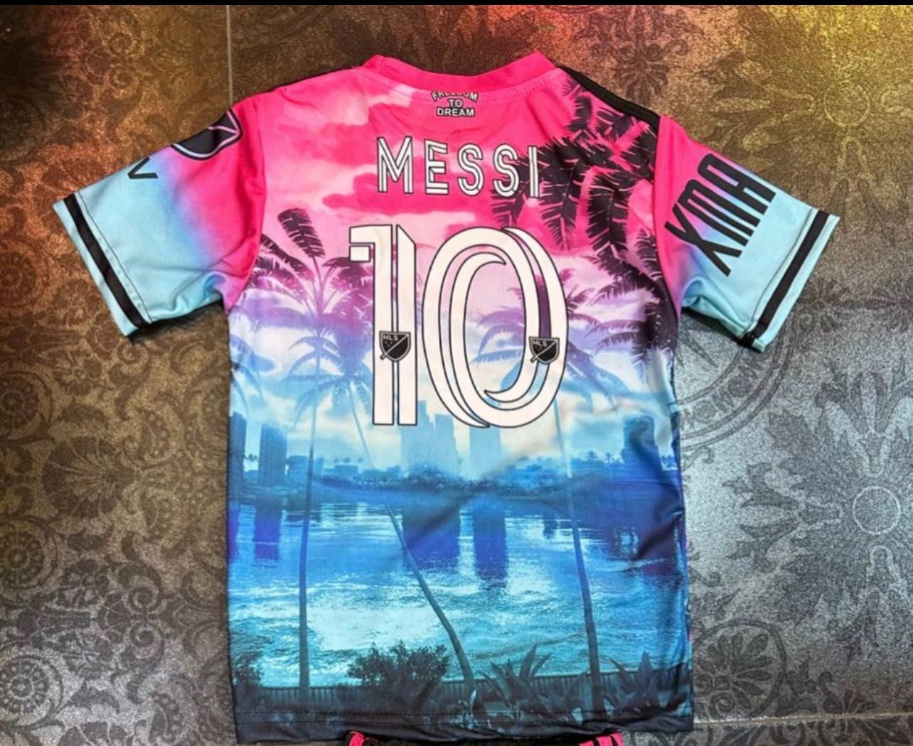 Compleu copii Messi 10 inter Miami GTA vice city  special Edition 2024