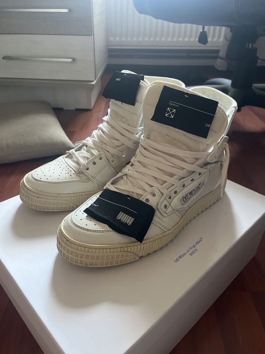 adidasi off white court 3.0