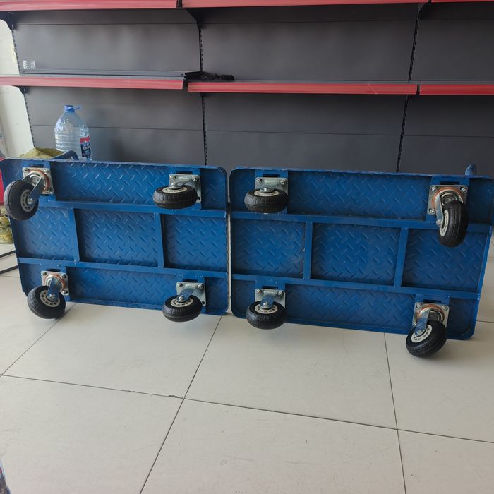 Arava,xar xil turdagi bor.