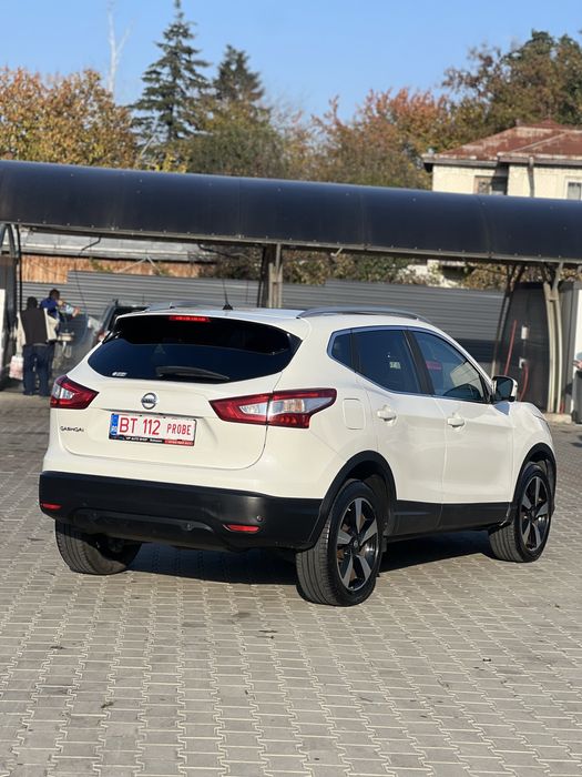 Nissan Qashqai 4x4 TEKNA 2015/ 1.6 dCi 131 CP/ panorama/ PARC AUTO !