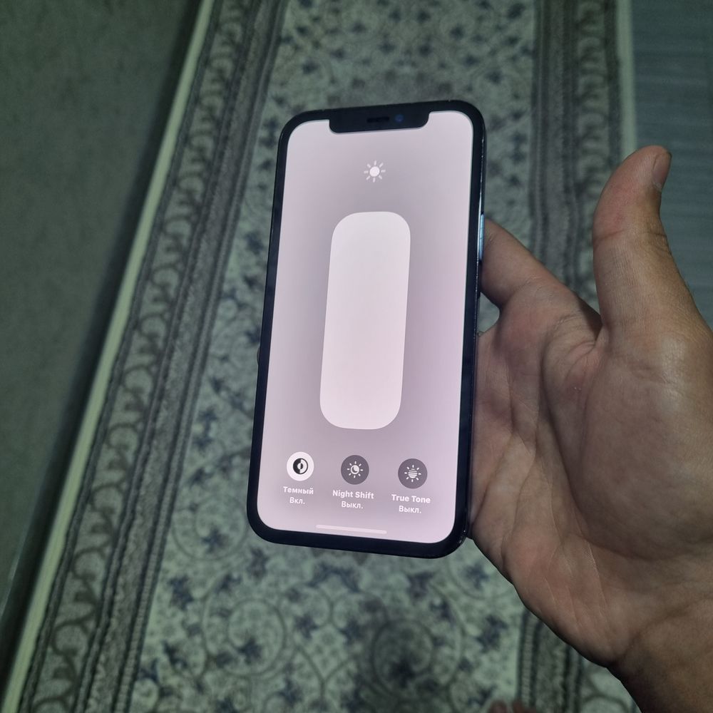 Iphone 12 PRO . 256GB  IDIYAL