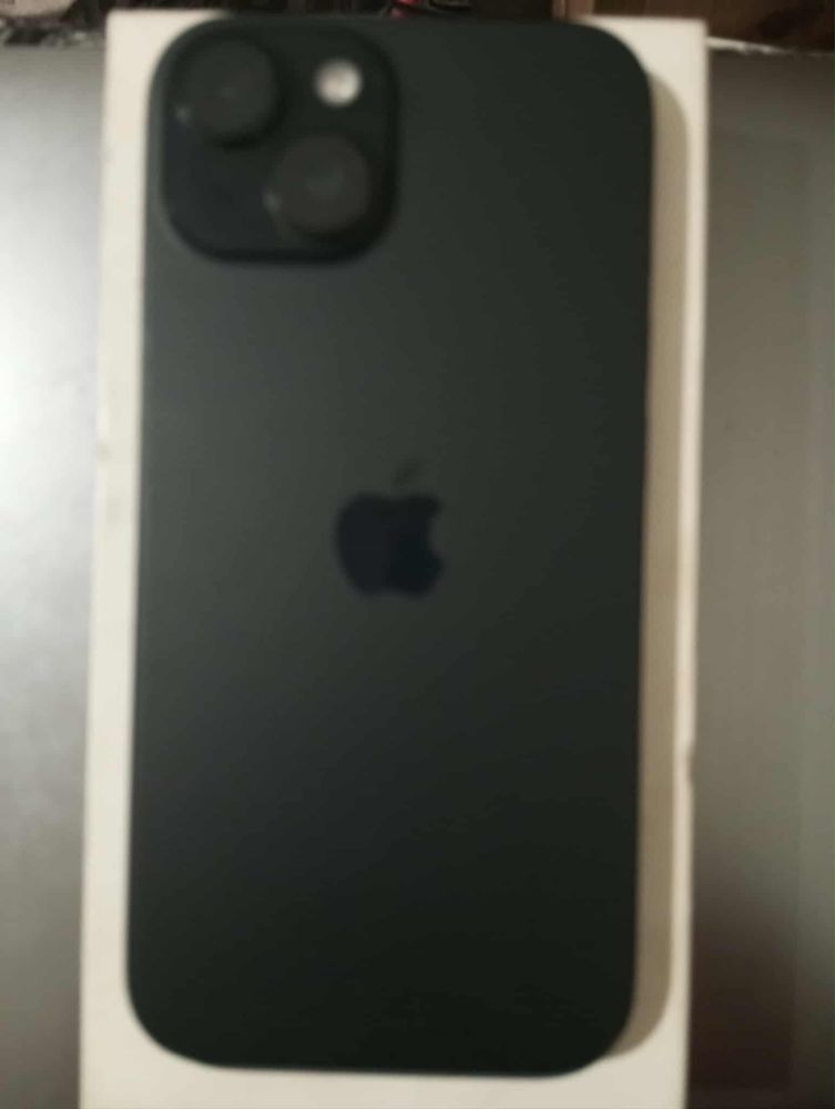 здравейте prodavam iphone 15