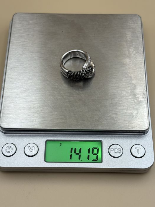 Inel din argint si pietre