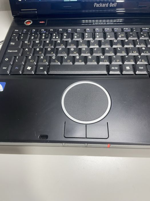 Бюджетен лаптоп Packard Bell EasyNote Hera GL