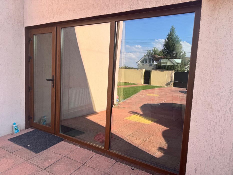 Panou sticla cu usa Gealan S 9000 6camere tripan