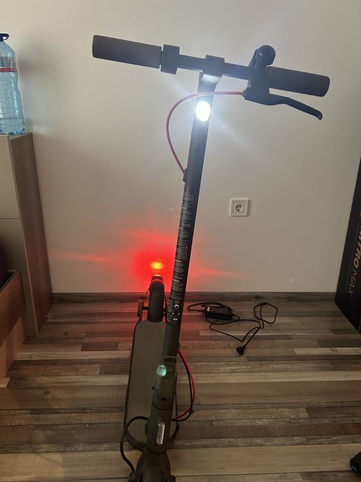 Xiaomi Electric Scooter 4 Lite Малко Ползвана