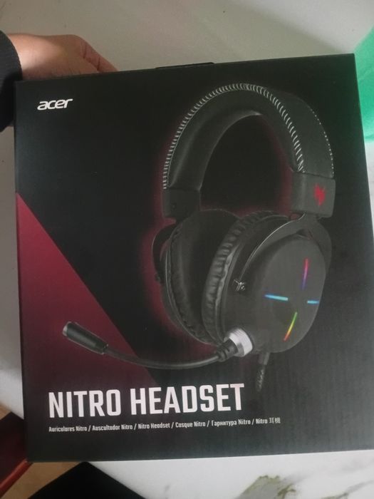 Продам новый Наушник Acer Nitro Headset II черный для игр