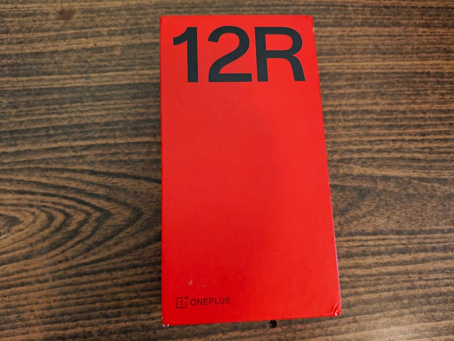 Vand/schimb OnePlus 12R 16GB/256GB Nou (Citește descrierea)