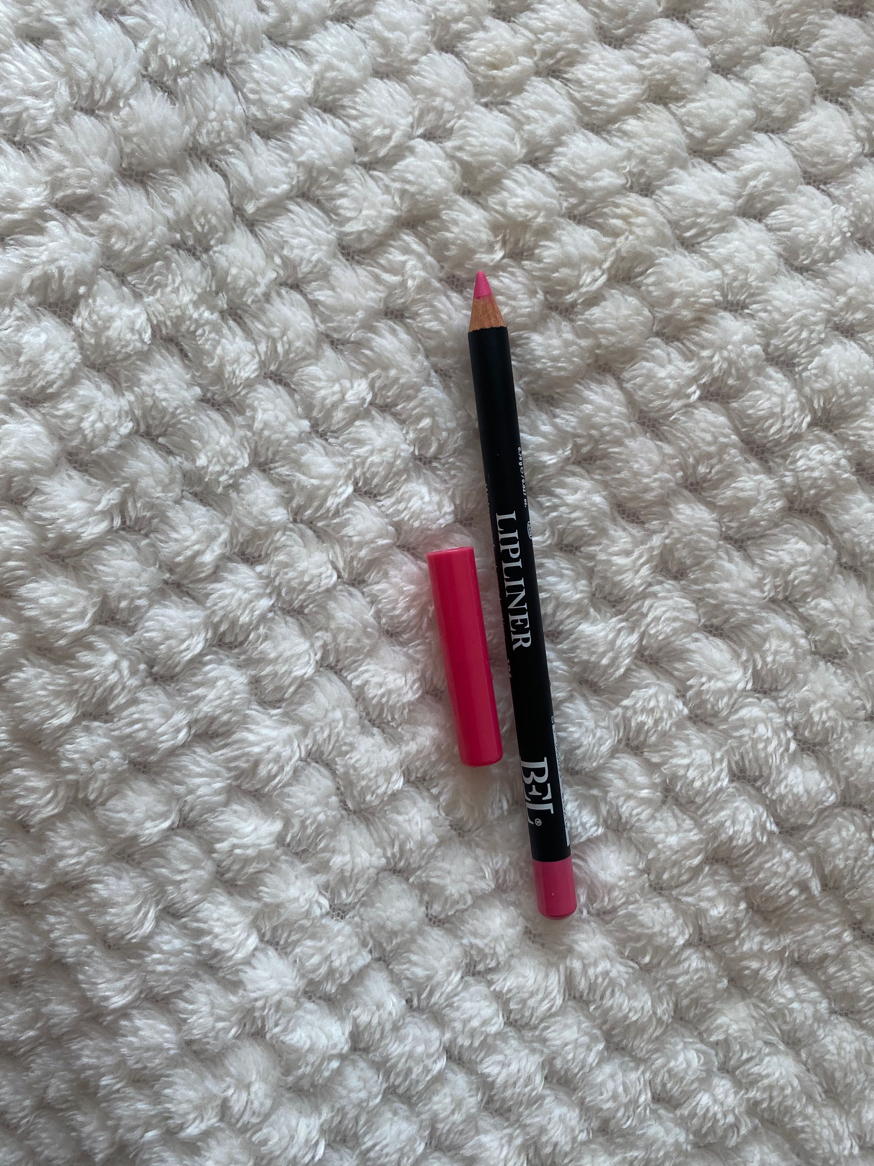 Моливи за устни /Lip liners