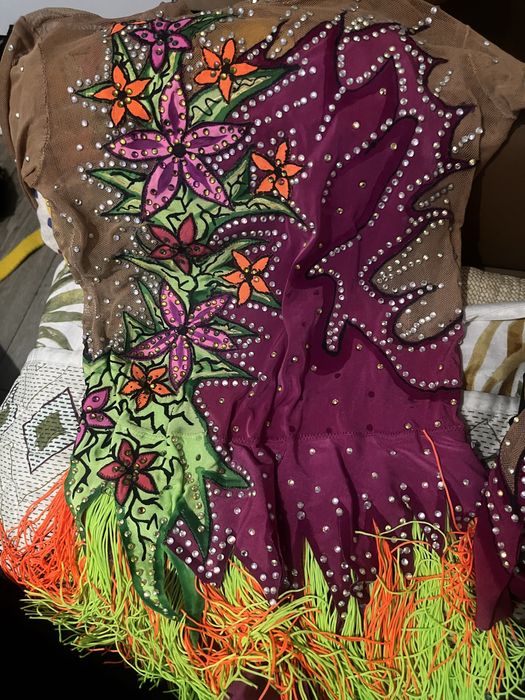 Продам для художественной гимнастики