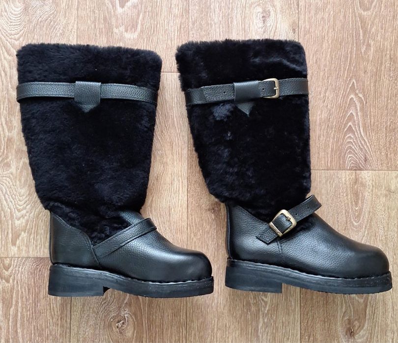 Унты новые кожанные, мех овчина внутри и снаружи , размер 39-40