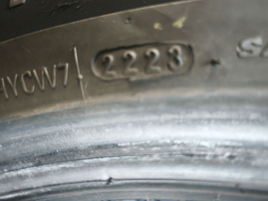 235/55/18" 2бр Kumho winter craft, dot2223,7mm