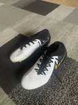 Vand ghete fotbal nike phantom luna