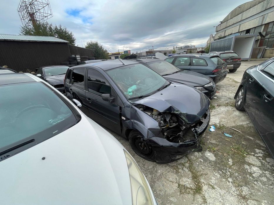 Piese din dezmembrari pentru Ford Fiesta 1.4 benzina