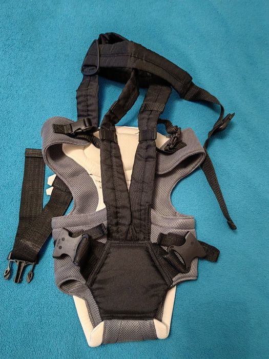 Бебешко кенгуру Chicco/3.5-9кг./