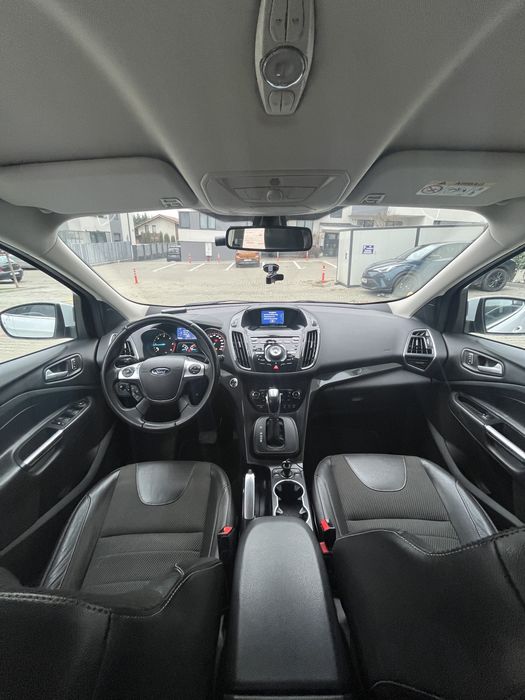 FORD KUGA / 2.0 TDCi / ST -Line 4x4, Vând sau schimb