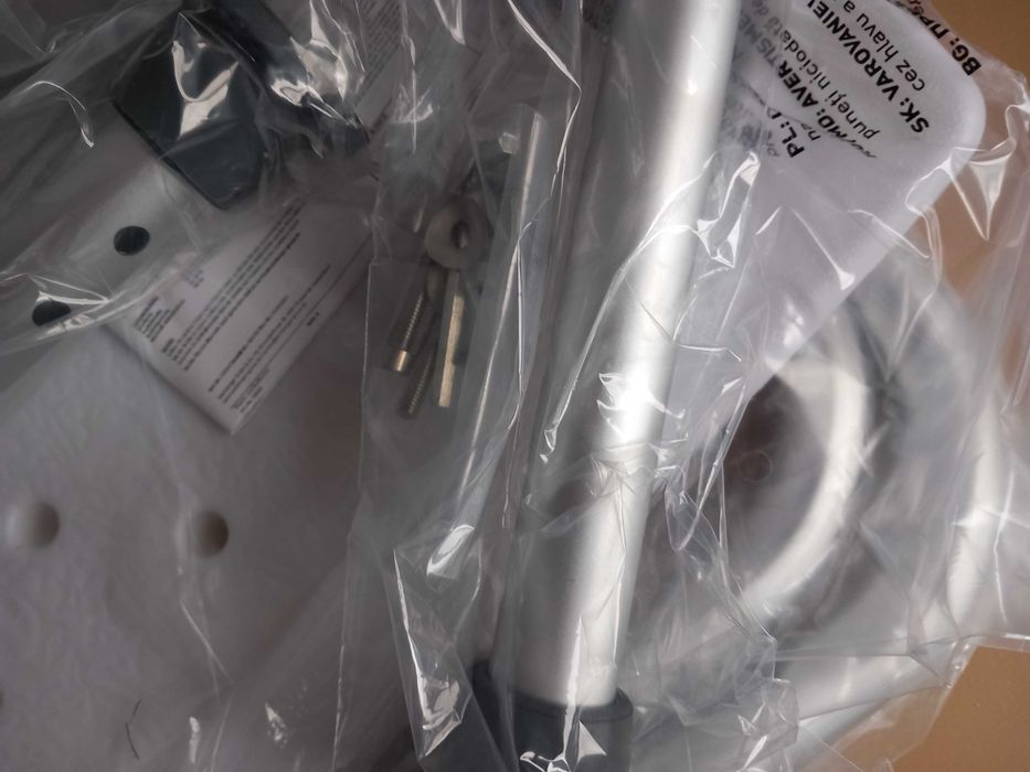 Стол за баня Алуминиев, Бял